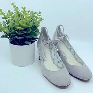 1901 Dove grey suede pumps with ankle ties EUC 6.5
